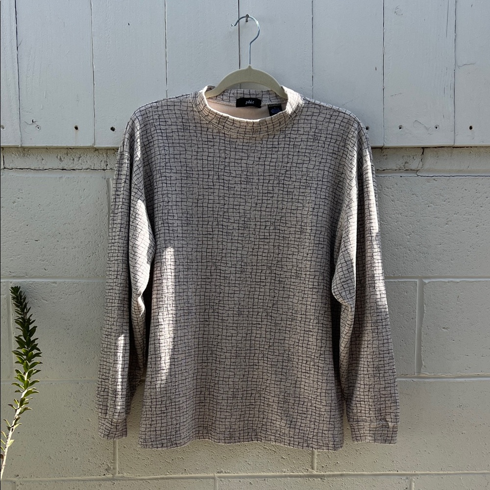 Women's Gray Crewneck Sweater
